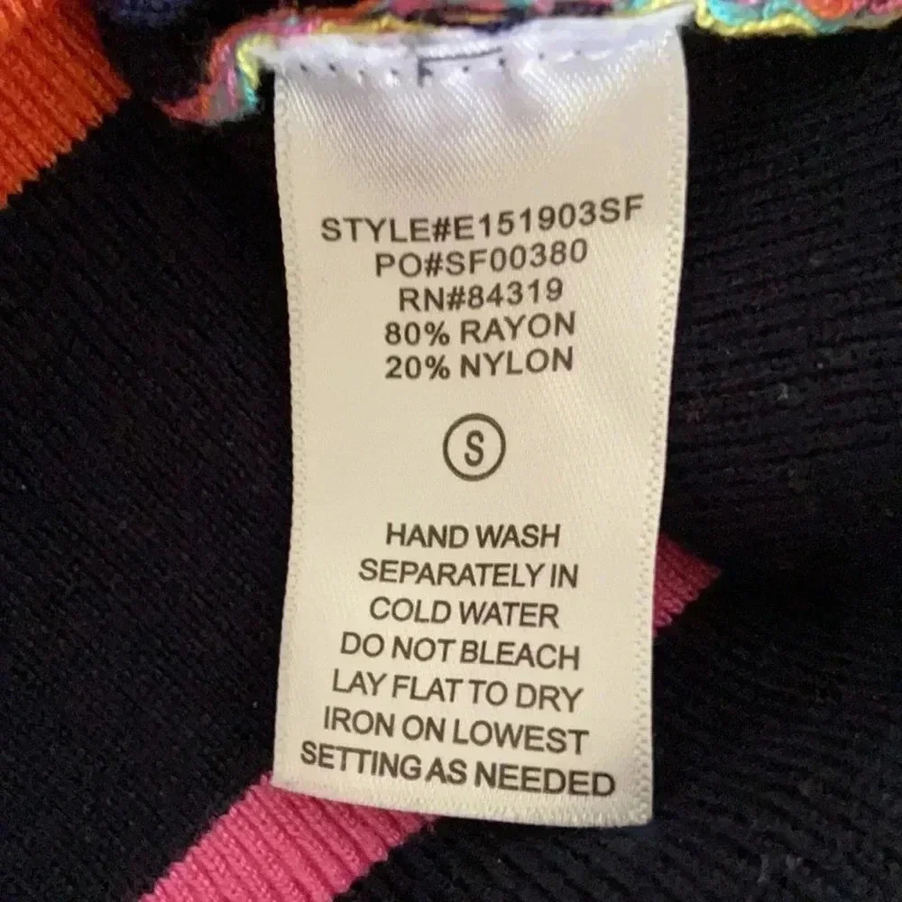 Evolution by Cyrus Black Striped Sweater - Picture 5 of 8
